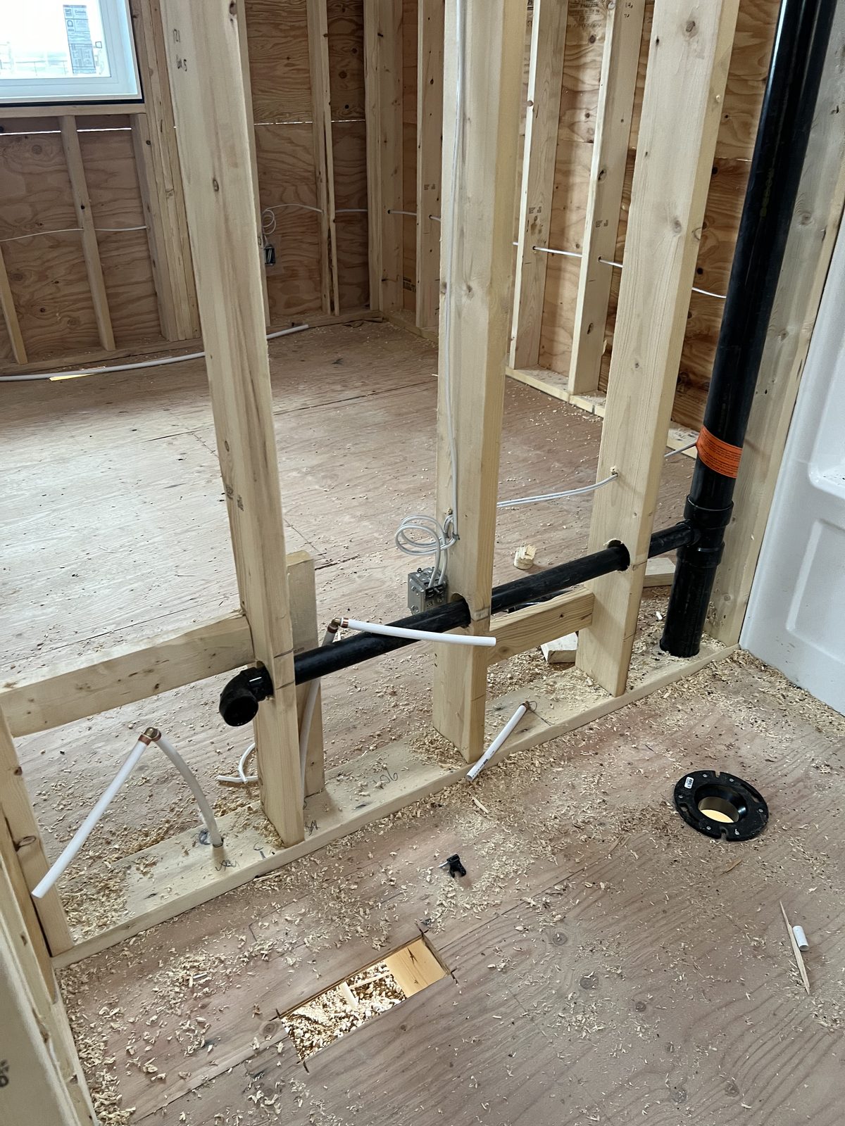 Mawejje Custom Plumbing — licensed Winnipeg Manitoba plumber on the job: emergency plumbing repairs, 24/7 plumbing contractors, residential plumbers, commercial plumbing companies, drain and pipe installation.