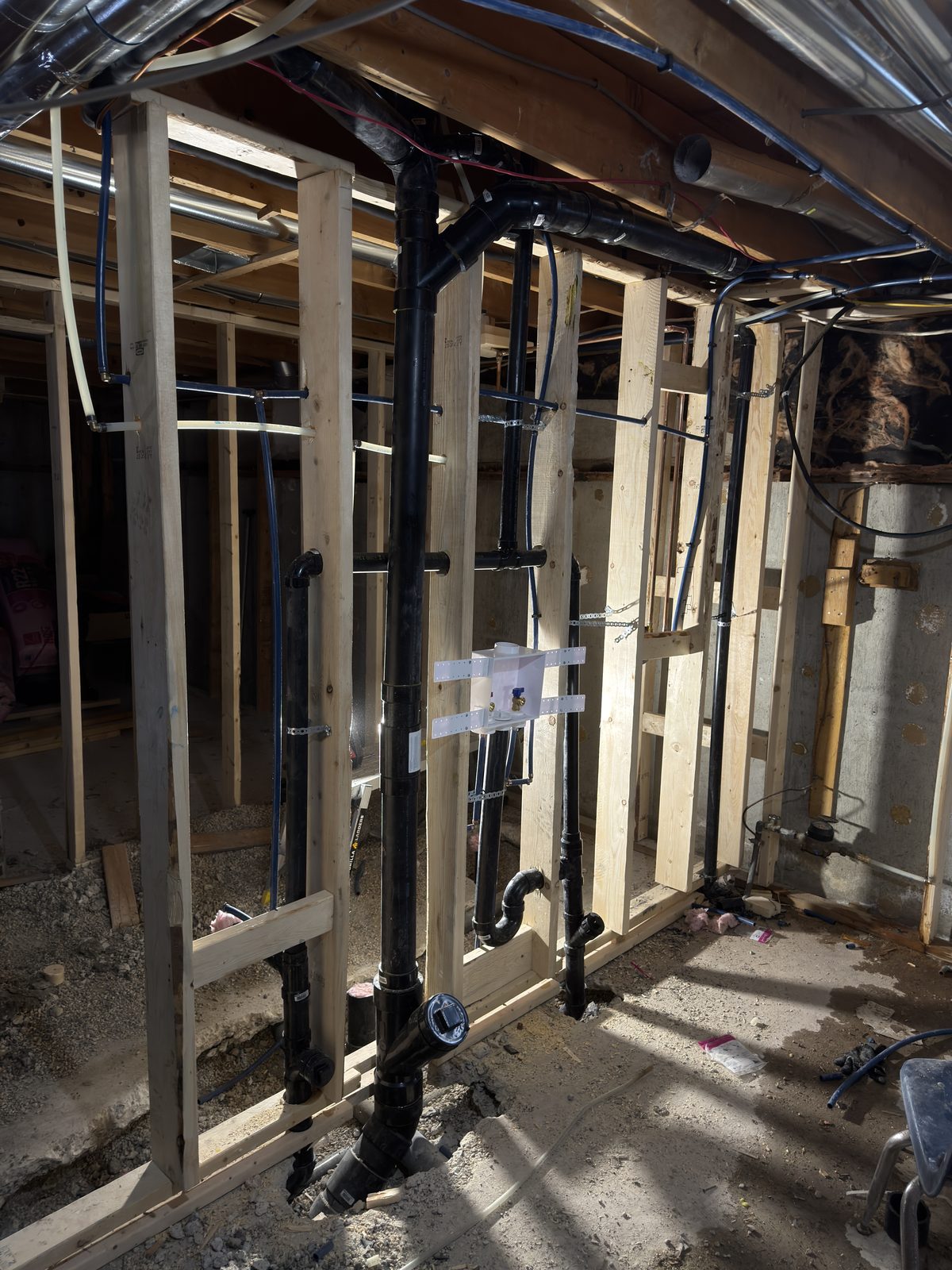 Mawejje Custom Plumbing — licensed Winnipeg Manitoba plumber on the job: emergency plumbing repairs, 24/7 plumbing contractors, residential plumbers, commercial plumbing companies, drain and pipe installation.